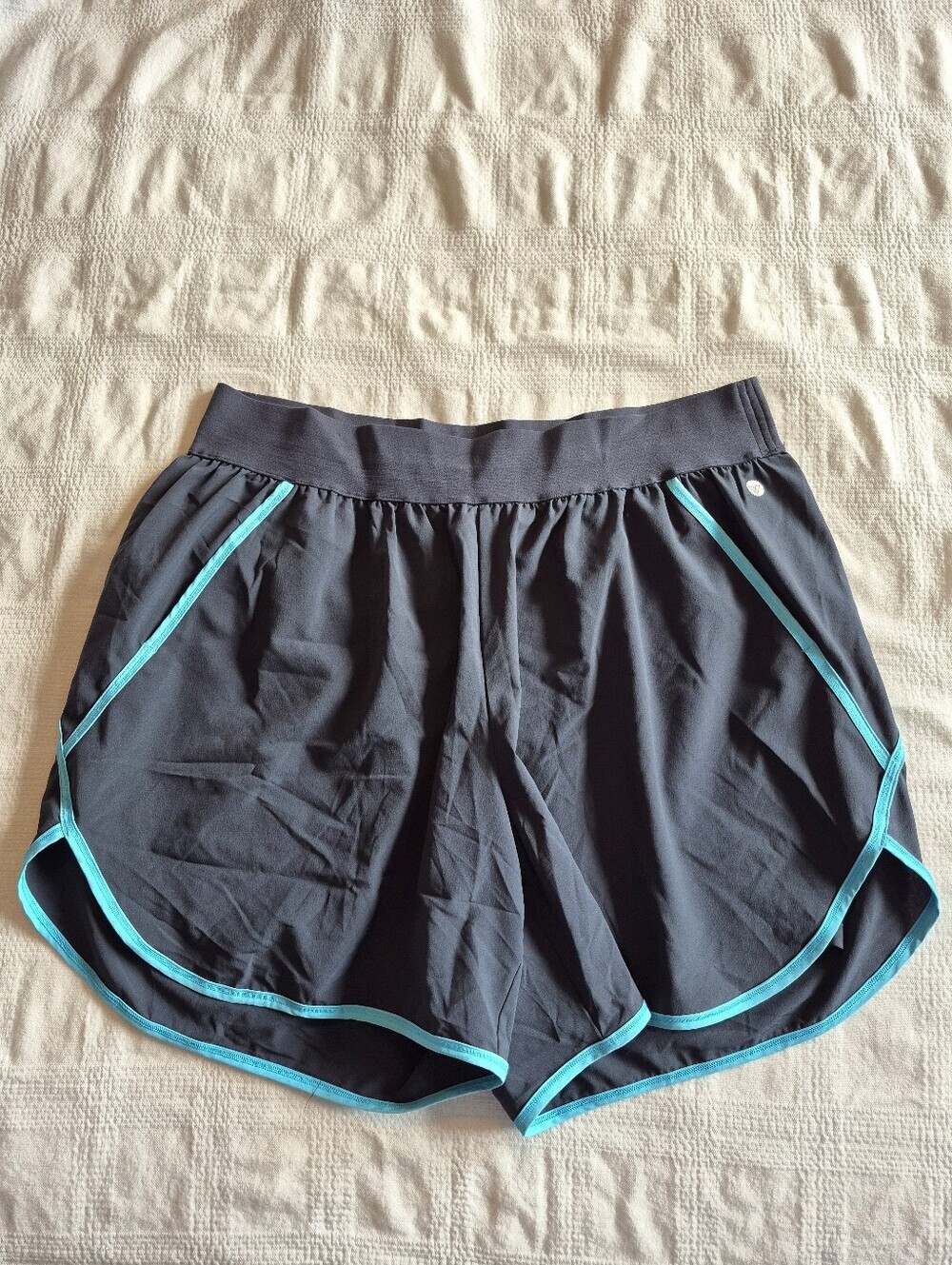 Livi Active Lane Bryant women's 18/20 smokey blue gray shorts with liners VGUC